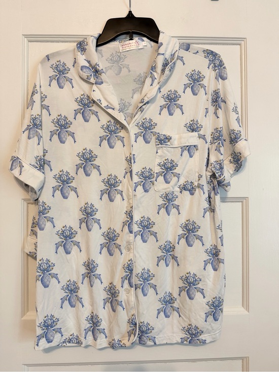 Sorority and Sisterhood Other - Sorority & Sisterhood Delta Delta Delta Bamboo Pajama Set L Pearl Dolphin EUC